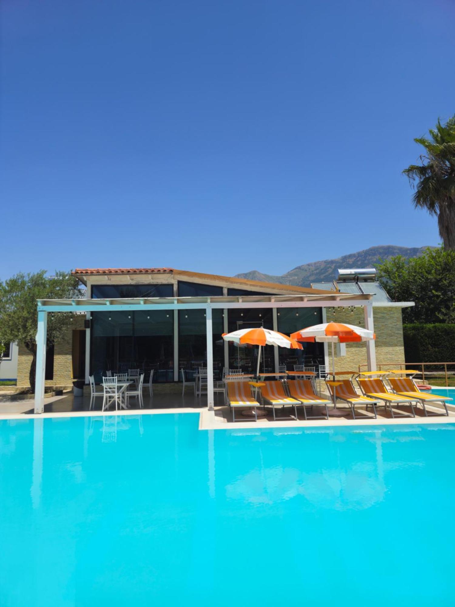 Resort Te Zagolli Orikum Kültér fotó
